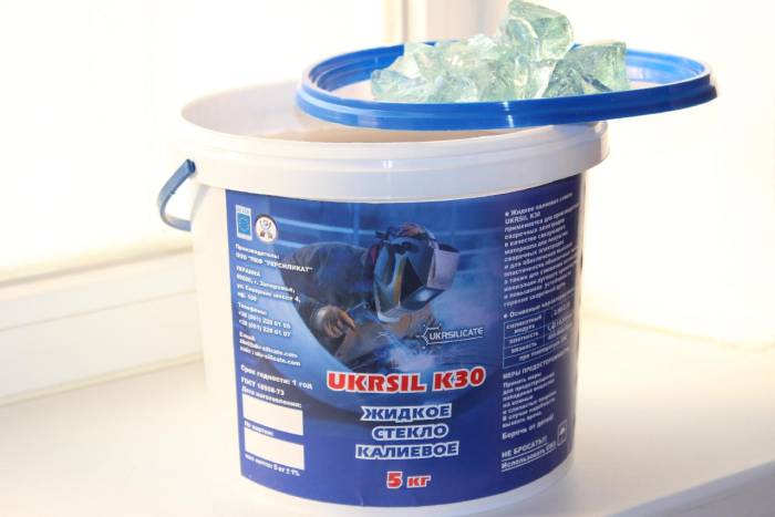 Жидкое стекло калиевое Как выбрать жидкое стекло для автомобиля