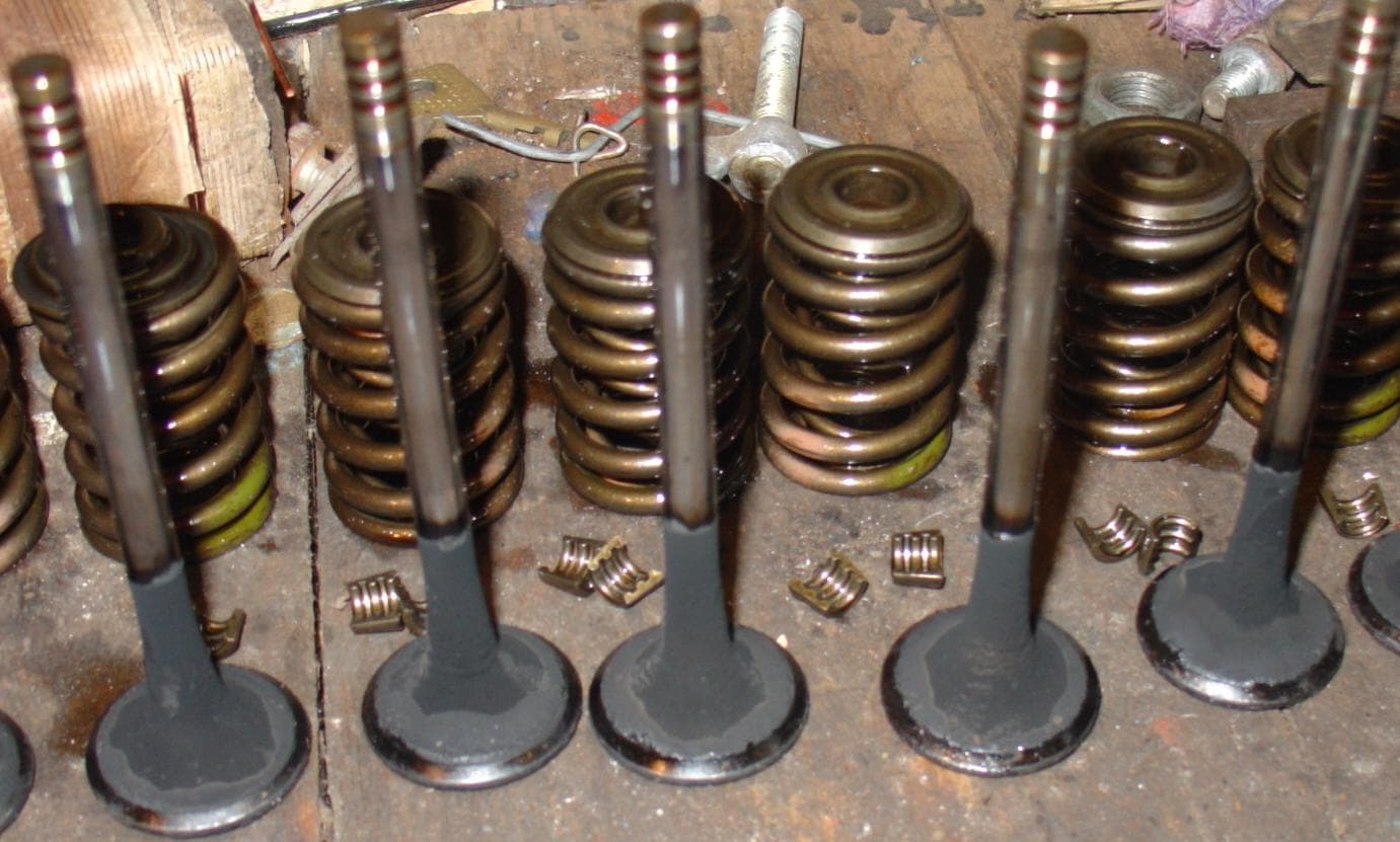 Клапаны двигателя Работа клапанов двигателя