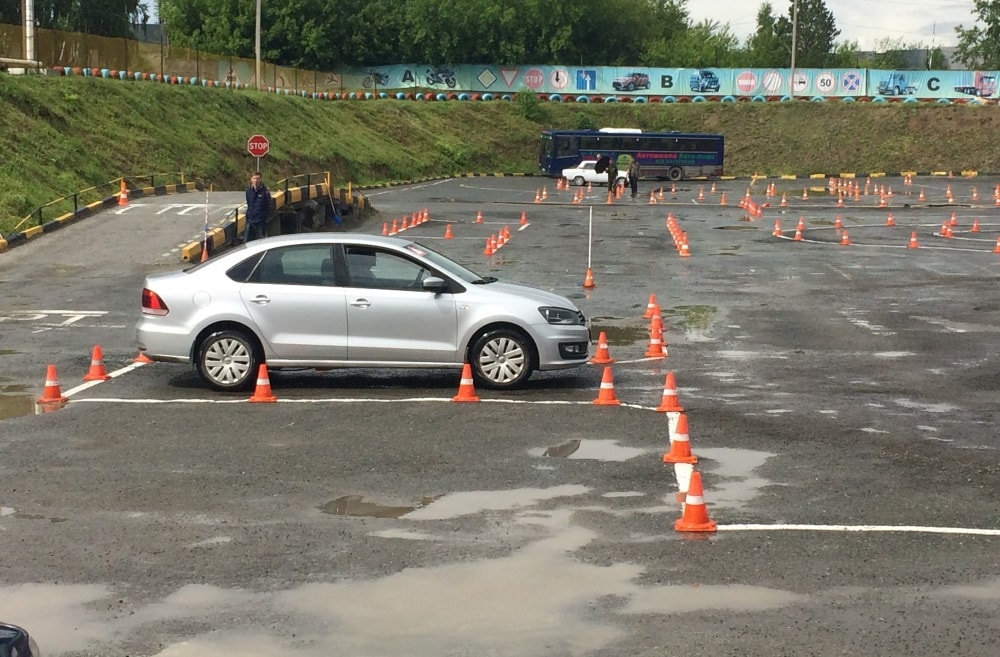 Обучение на автодроме Автодром