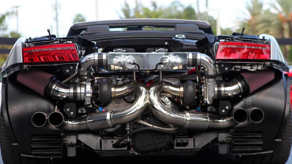 Два нагнетателя воздуха на двигателе Недостатки турбированных двигателей