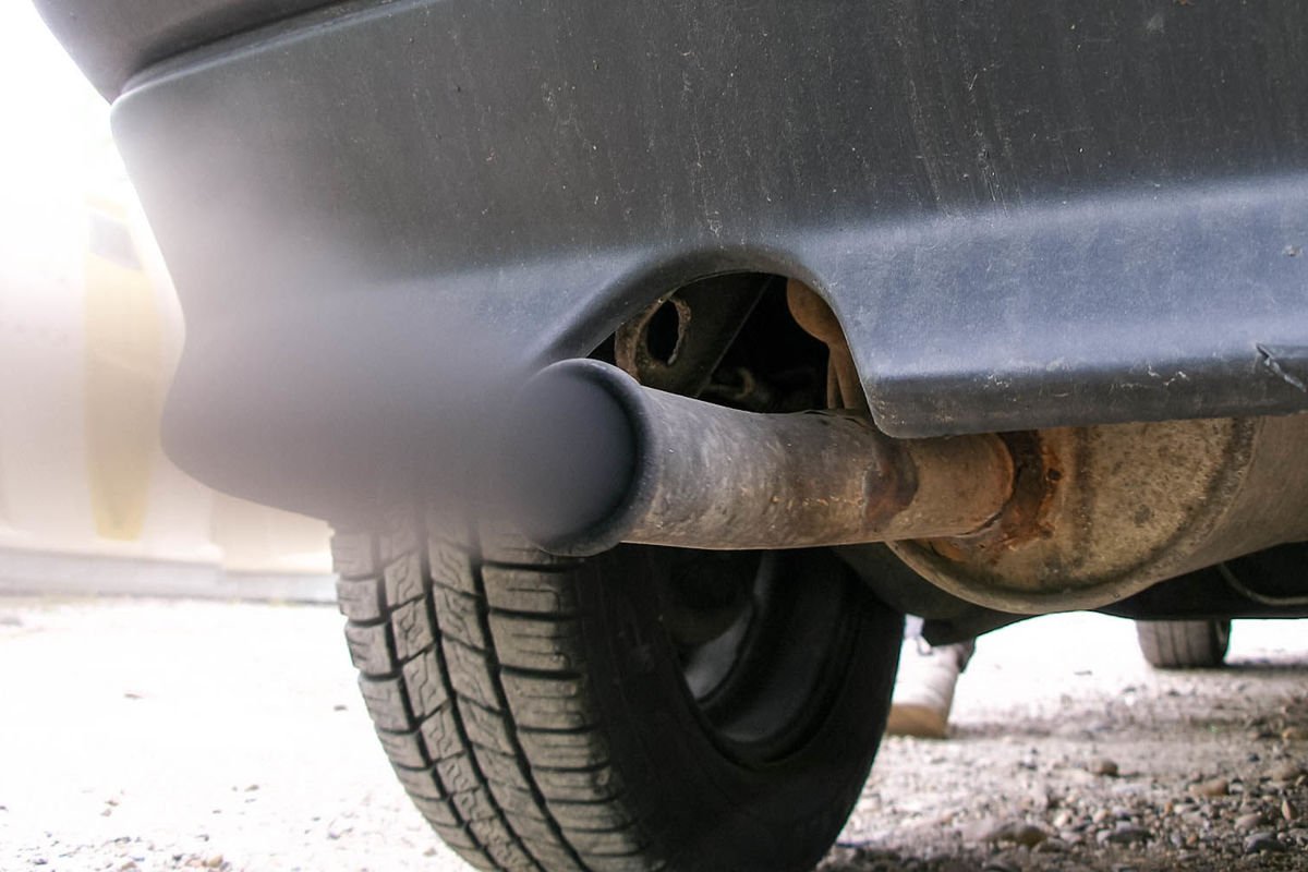 Черный дым Пропуск зажигания смеси