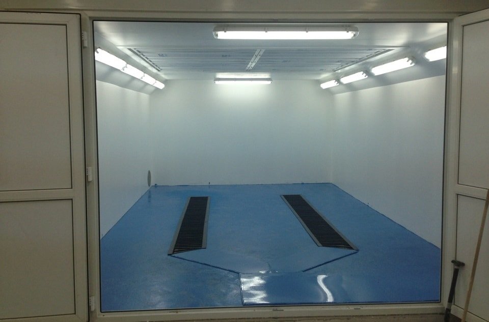 Интерьер покрасочной камеры Внутренняя отделка