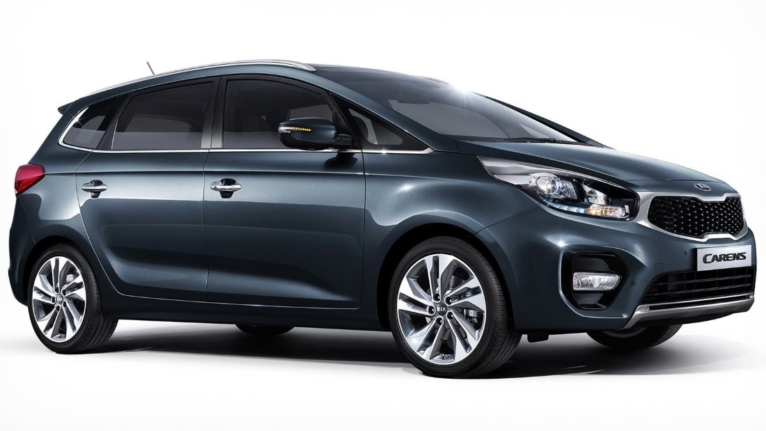 Kia Carens Корейский компактвэн Kia Carens