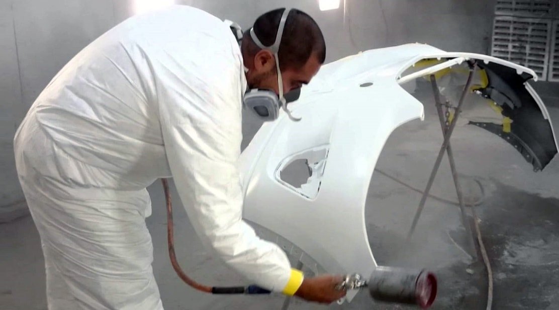 Покраска краскопультом Способ нанесения