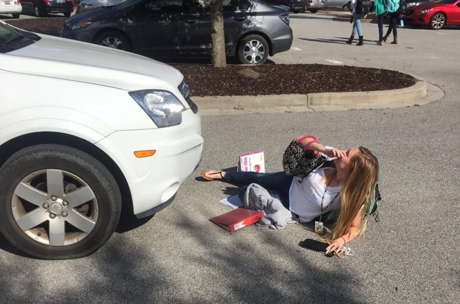 Переход в неположенном месте Если виноват пешеход