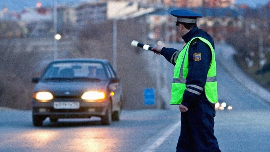 Остановка нарушителя Наказание за нарушение правил