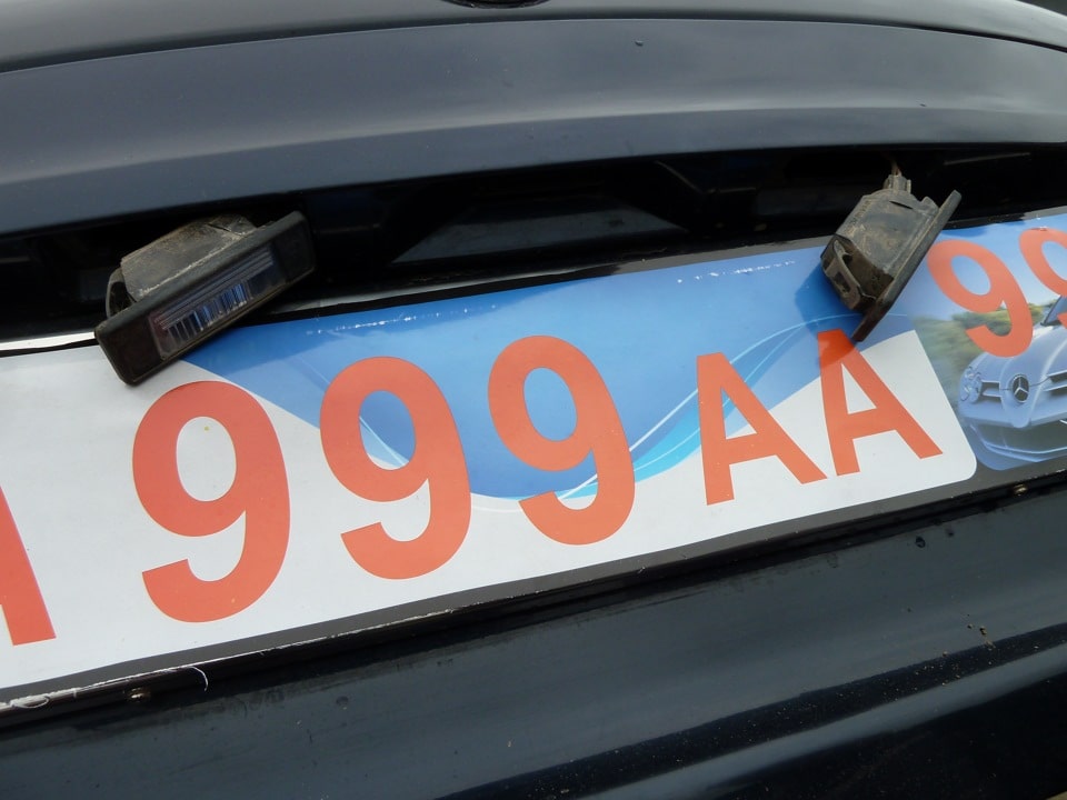 Снятие плафонов Замена лампы подсветки на Ниссан Кашкай