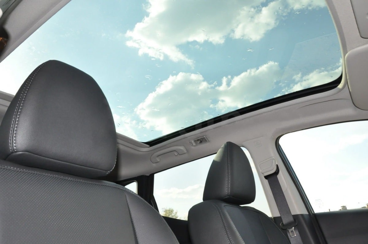 Панаромная крыша Комплектации