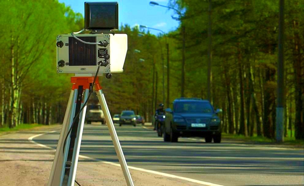 Радар на дороге Мобильный радар