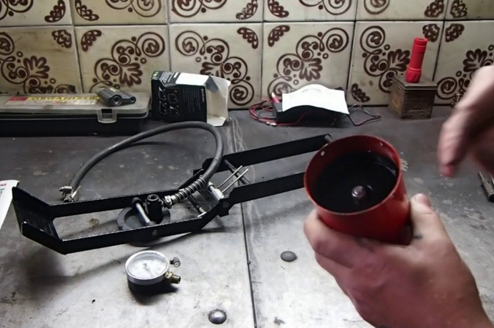 Ремонт насоса Недостатки использования ножного насоса