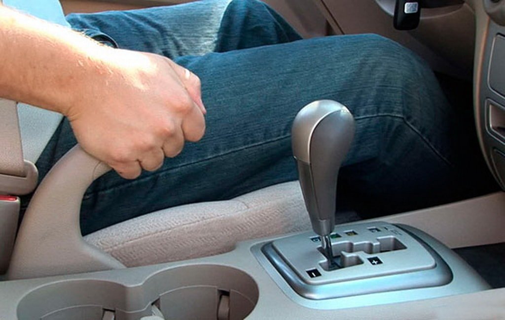 Ручной тормоз Использование ручника