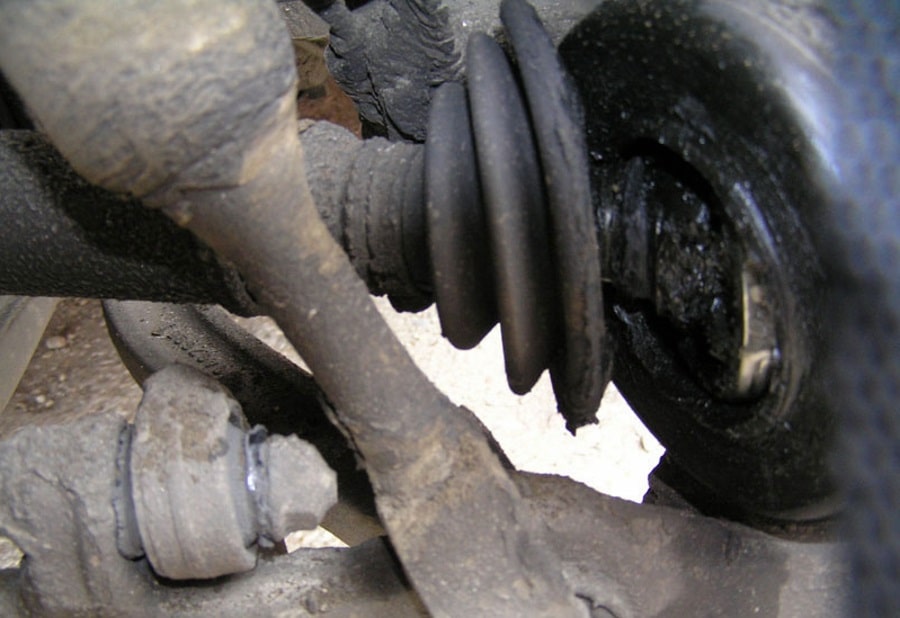 Разрушение пыльника Неисправность ШРУСа