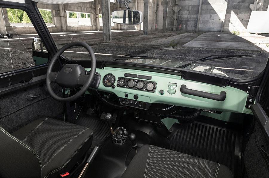 Салон Преимущества УАЗ "Хантер"