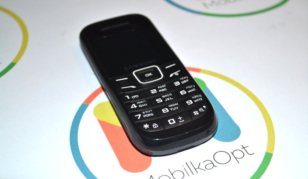 Кнопочный телефон Мобильный телефон