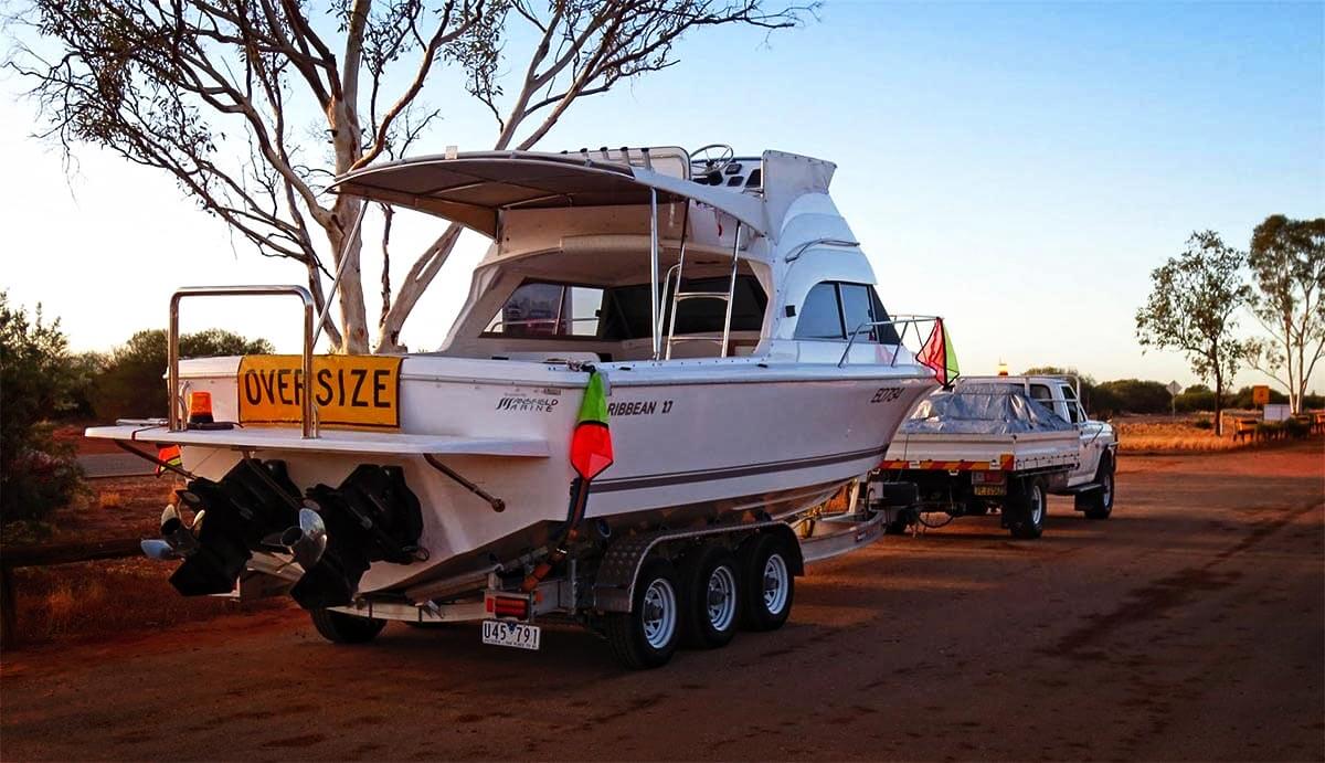 Трехосный лодочный прицеп Разновидности прицепов