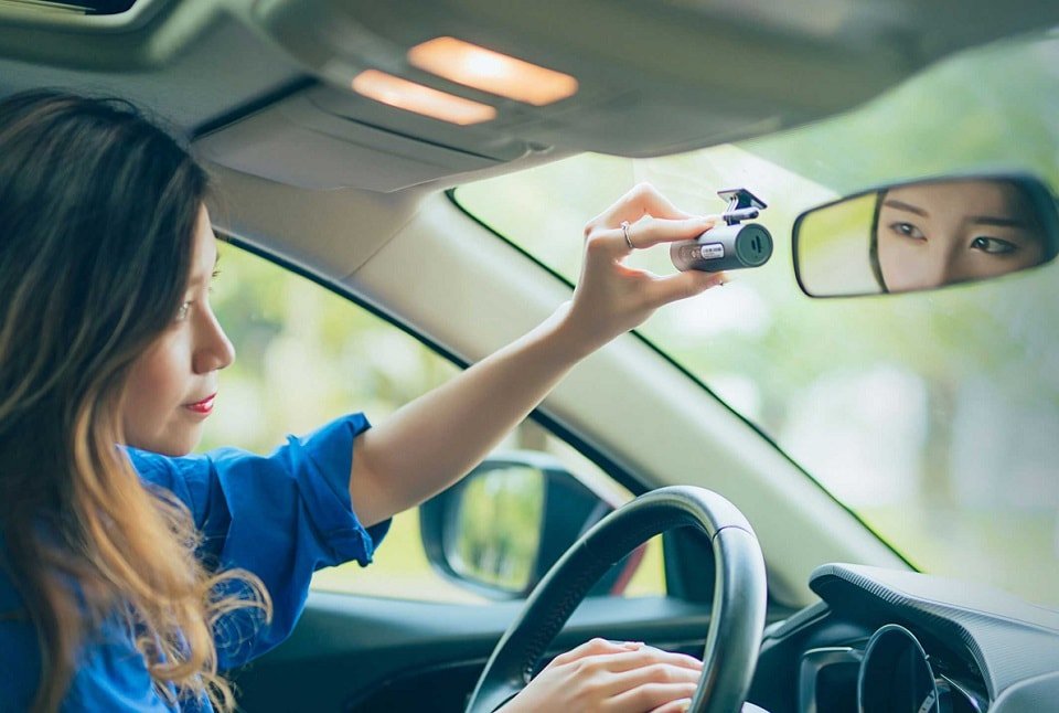 Установка регистратора Опасность нестандартного подключения видеорегистратора