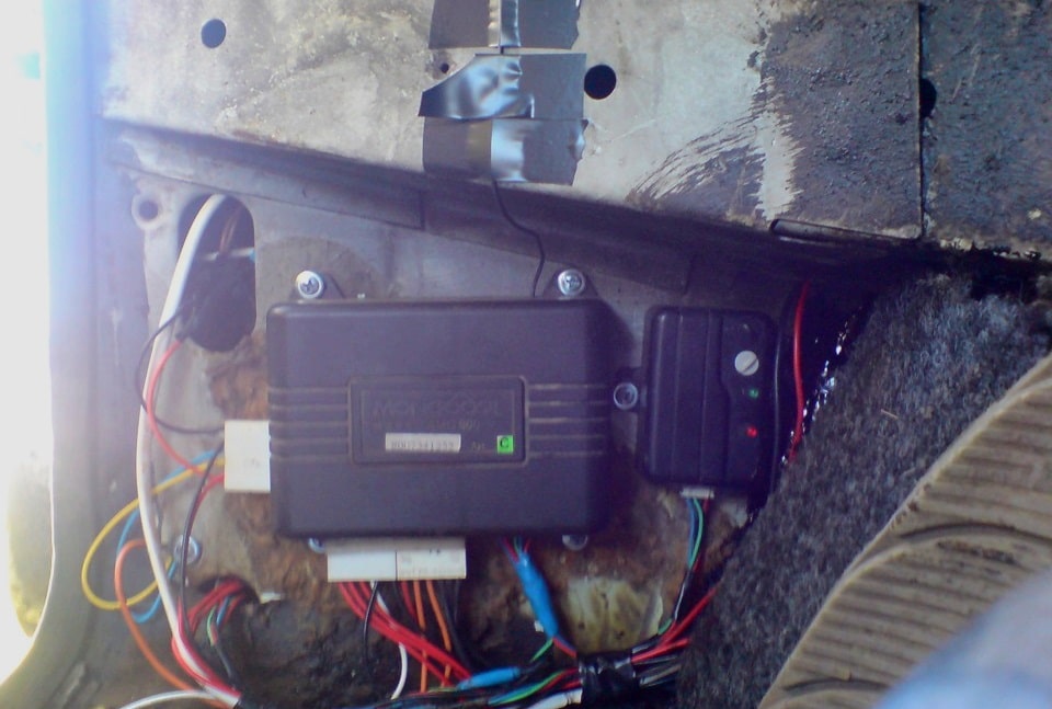 Центральный блок сигнализации Mongoose Особенности установки сигнализации «Mongoose»