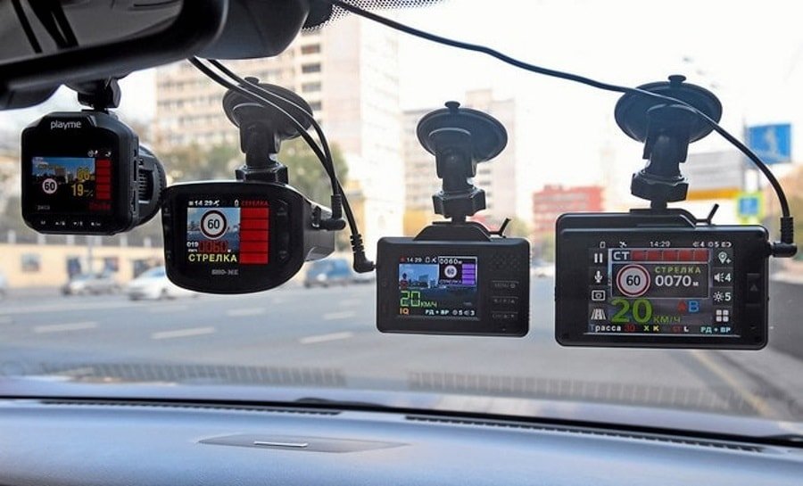 Четыре модели Видеорегистраторы с радар-детектор