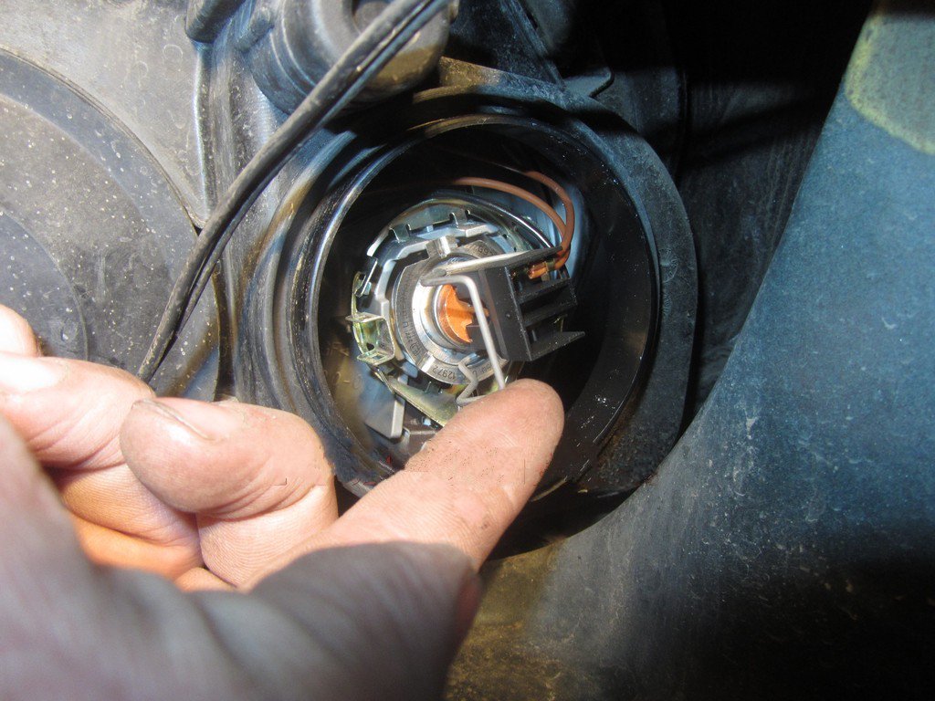 Освобождение фиксатора Поэтапная инструкция