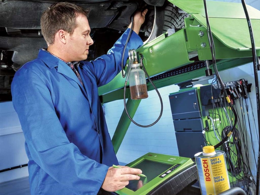 Автосервис Замена жидкости в автосервисе