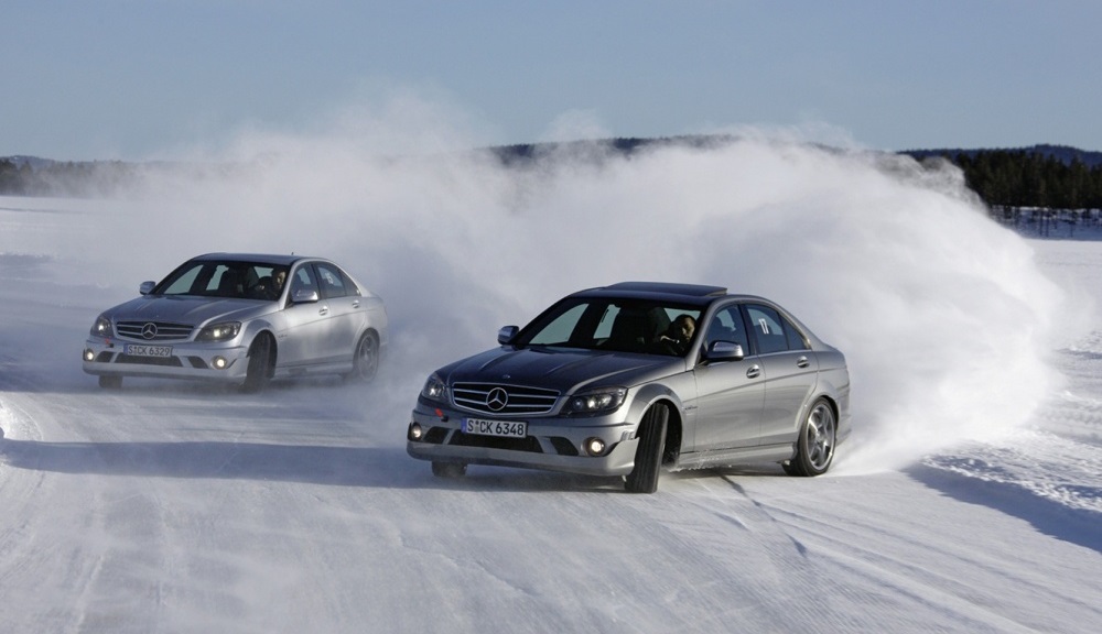 Управляемый занос Тренировка аварийной маневренности