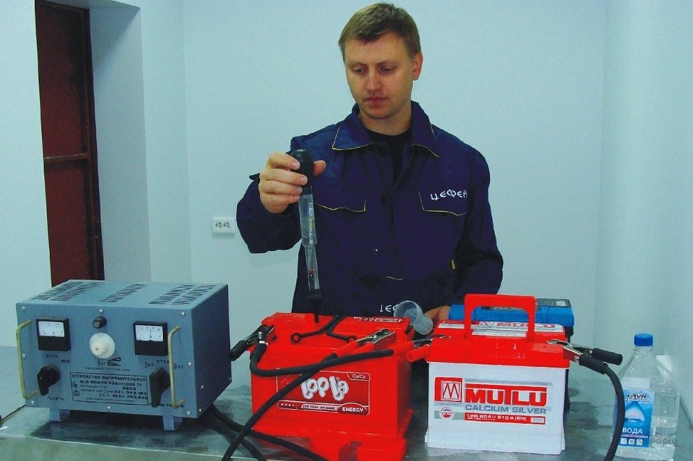 Зарядка с помощью кислотной батареи Правильное использование обычной зарядки