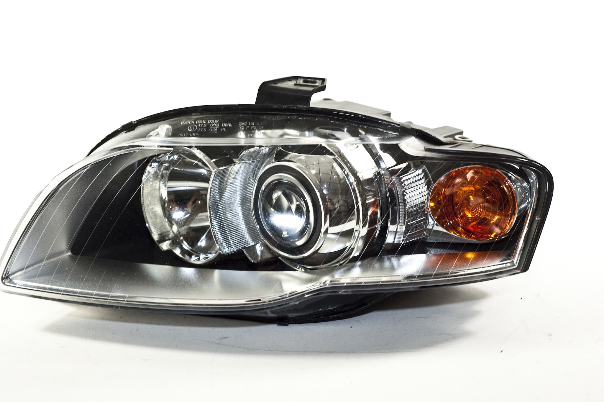 Ксеноновая фара Устройство и принцип действия ксеноновой фары