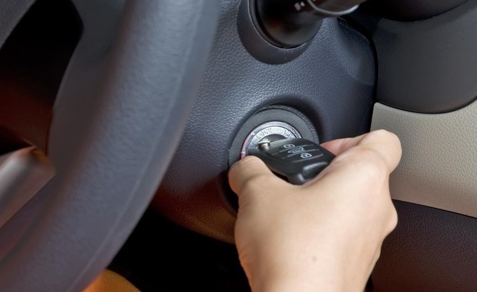 Запуск автомобиля Как подключить и выключить иммобилайзер?