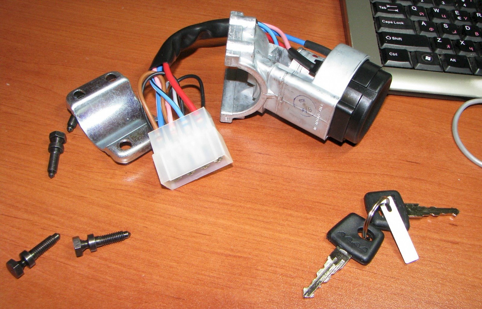 Замок зажигания в разборе Виды неисправностей замка зажигания